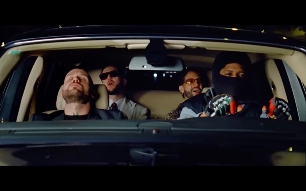 Mora CTangana enel videoclip del tema "Droga"