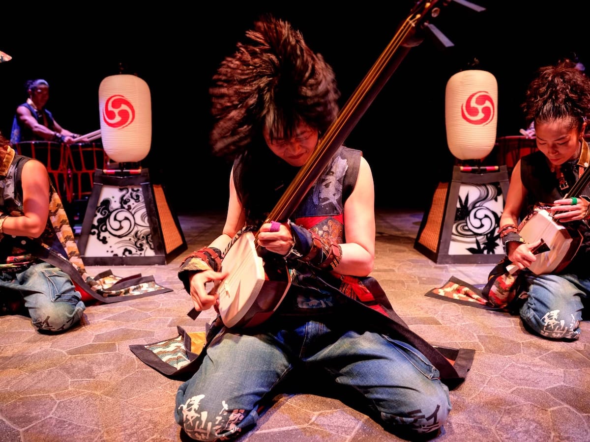 El mágico sonido del shamisen durante la actuación de Yamato en Madrid